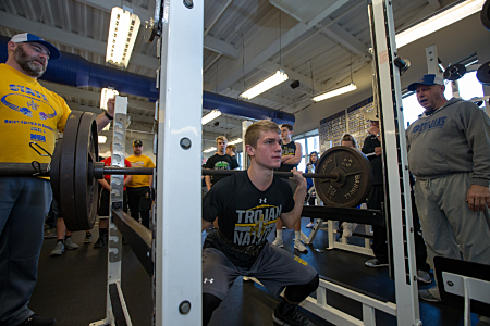 Weight Lifting - Maroa-Forsyth High School
