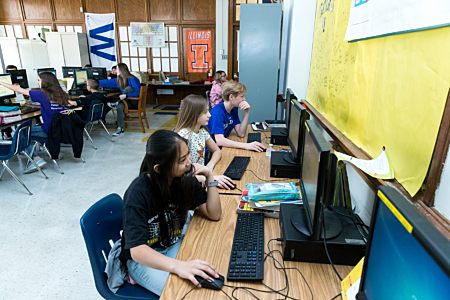 Computer Lab - Maroa-Forsyth Middle School